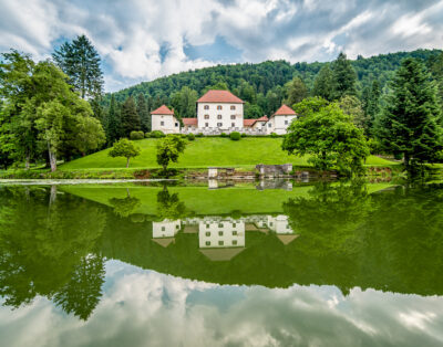 Rent Knights Castle Slovenia