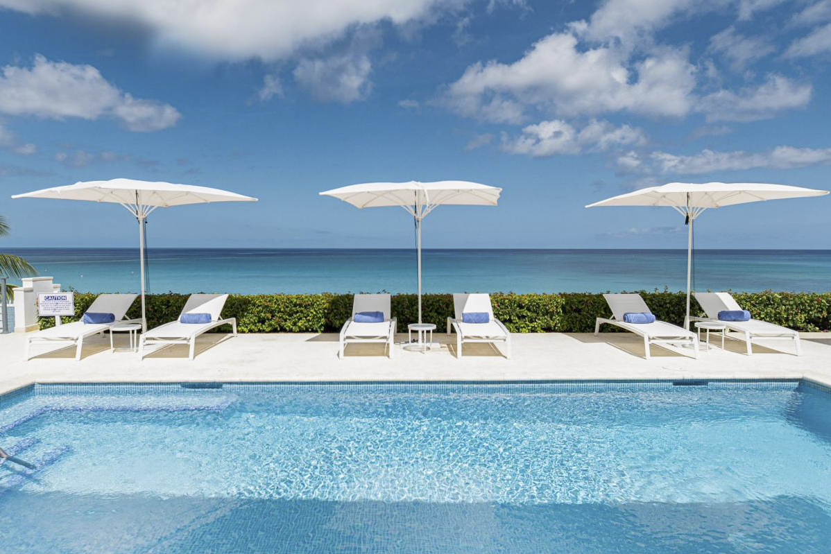 Luxury villas in Lower Carlton