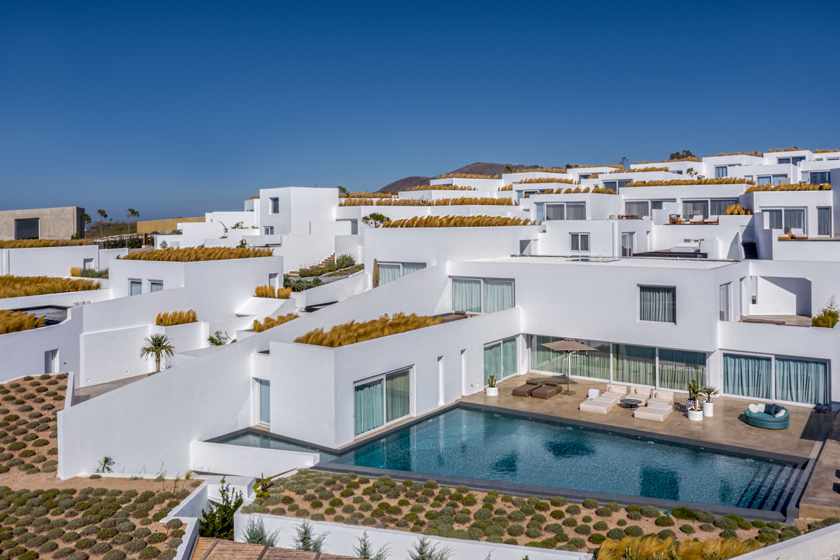 Luxury villas in Oia