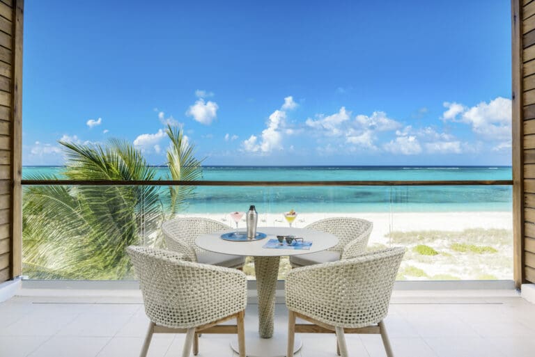 Rent Studio Oceanfront Turks and Caicos Islands