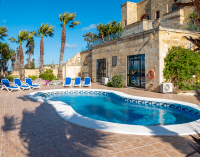 Rent Clews House Malta