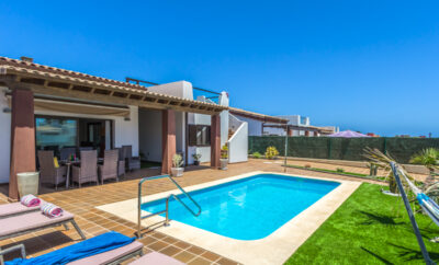 Rent Villa Anjoca Spain