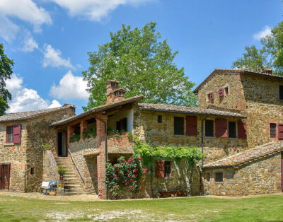 Rent Villa Badiola Italy