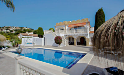 Rent Villa Manxa Spain