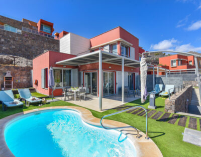 Rent Villa Orilla Spain