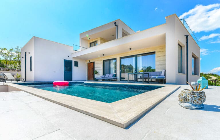 Rent Villa Peony Croatia