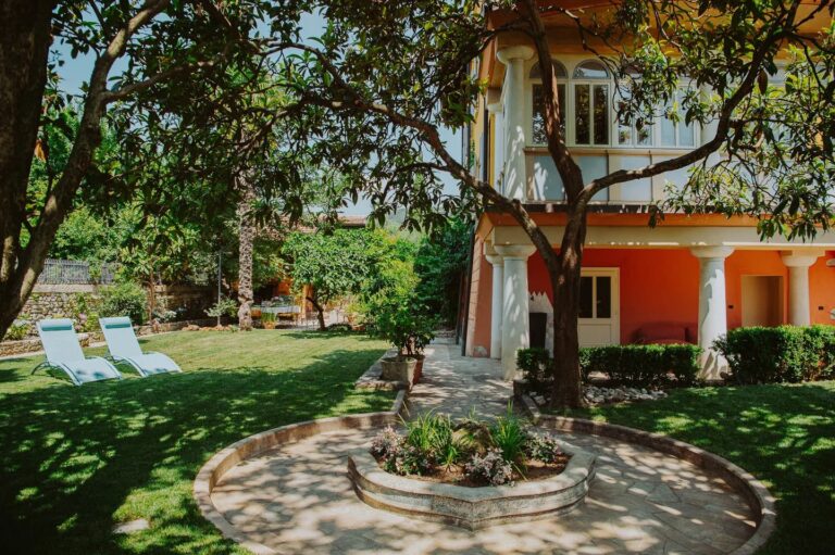 Rent Villa Alborella Italy