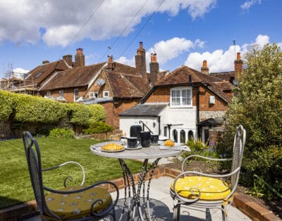 Rent Alresford House United Kingdom