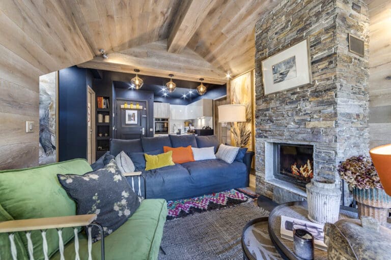 Rent Apartment Bruni France