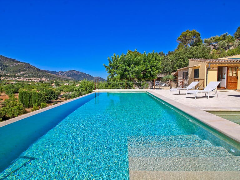 Rent Can Ligo Spain