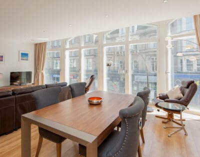 Rent Lachlan Apartment United Kingdom