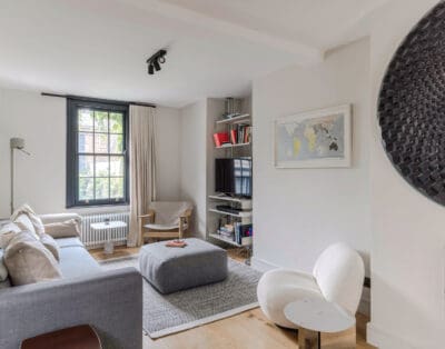 Rent Olive Townhouse United Kingdom