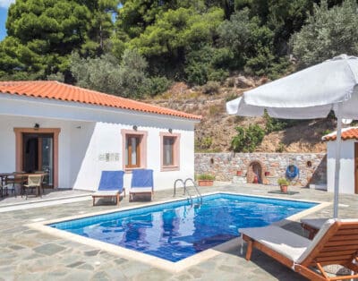 Rent Villa Juni Greece