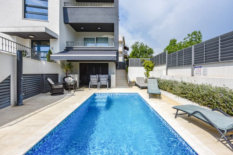Rent Villa Mihai Croatia