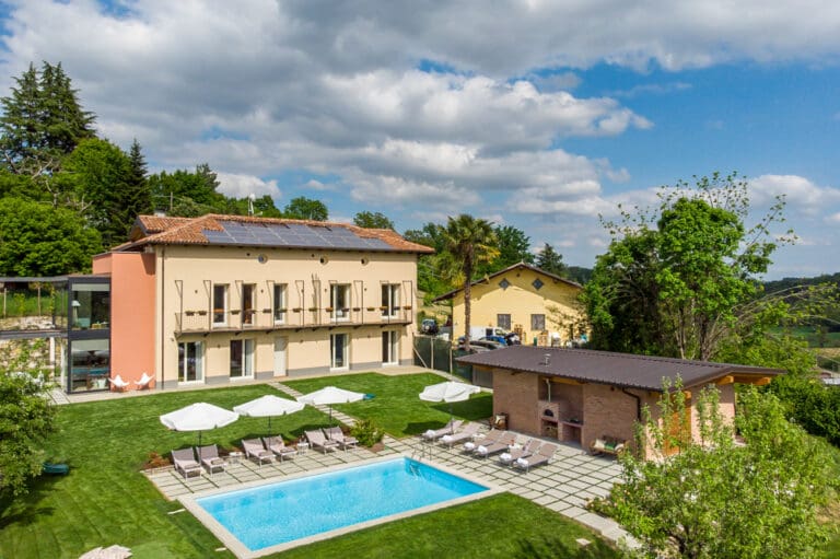 Rent Villa Monteu Italy