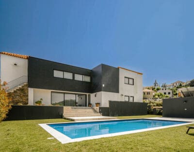 Rent Villa Moreira Portugal