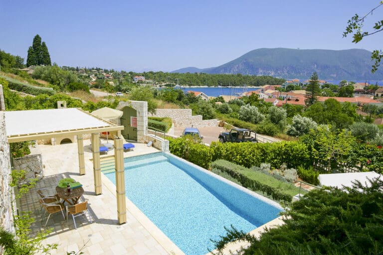 Rent Villa Nia Greece