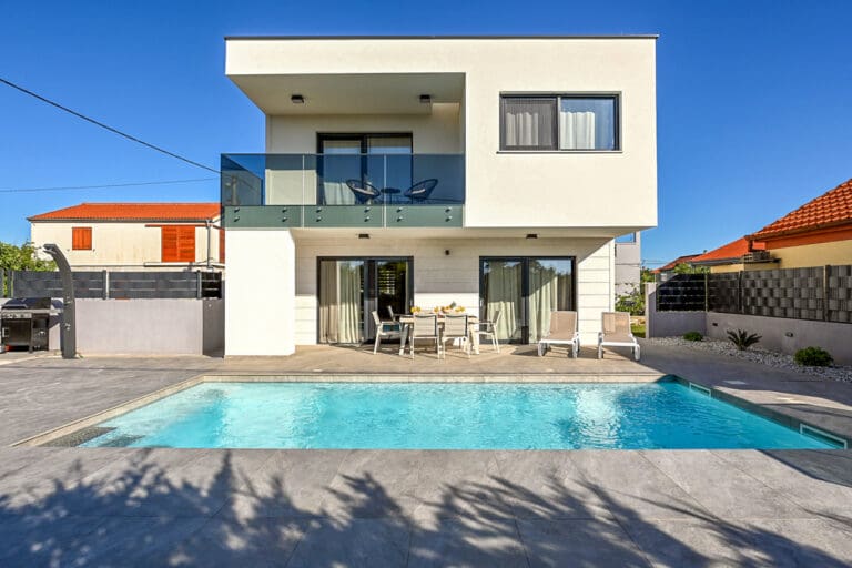 Rent Villa Nuesta Croatia
