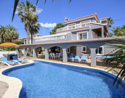 Rent Villa Verderol Spain