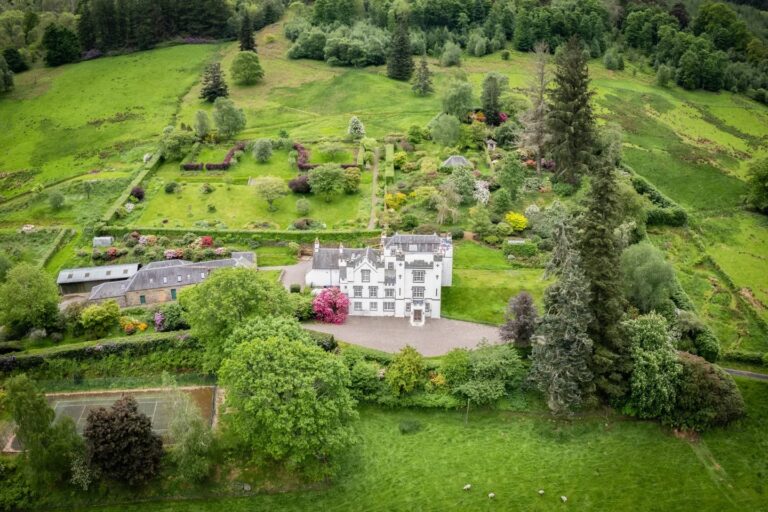 Rent Tay River House United Kingdom