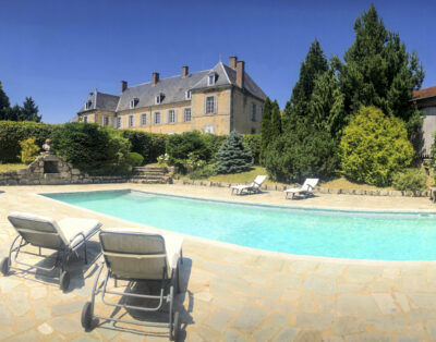 Rent Chateau Des Puys France