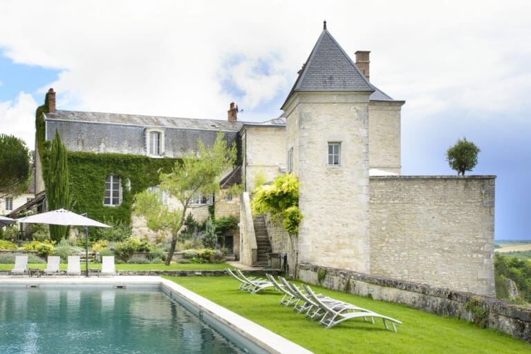 Rent Chateau Des Siecles And Annexe France