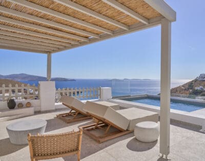 Rent Gideon Suite Greece