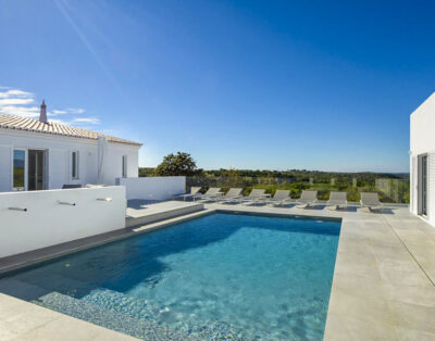 Rent Ivory Majesty Villa Portugal