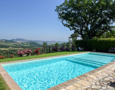 Rent La Cornucopia Italy