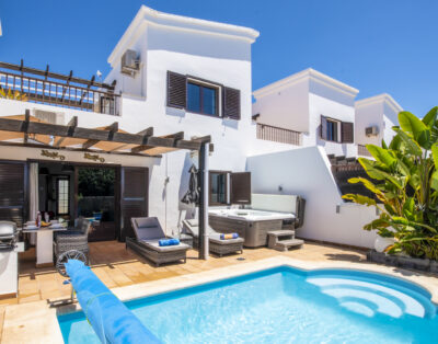 Rent Villa Agora Spain