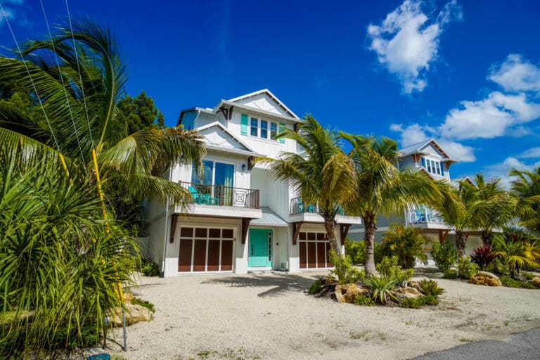 Rent Villa Amberjack United States