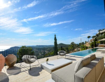 Rent Villa Assutzena Spain