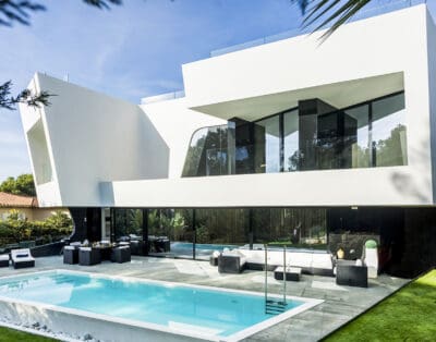 Rent Villa Dali Spain