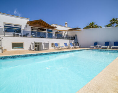 Rent Villa Fuiji Spain