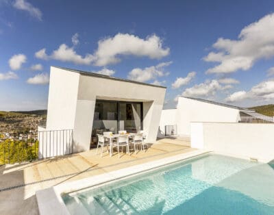 Rent Villa Garona Spain