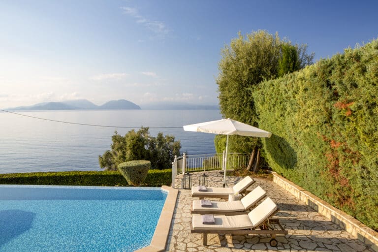 Rent Villa Herodese Greece