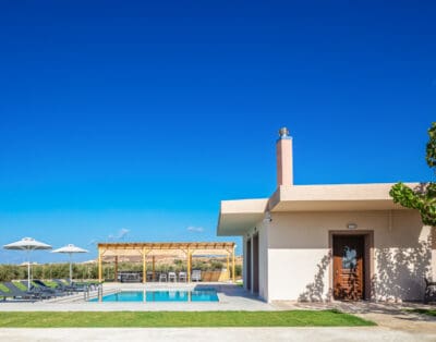 Rent Villa Lavris Greece