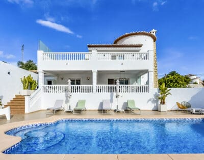 Rent Villa Puerto Blanco Spain