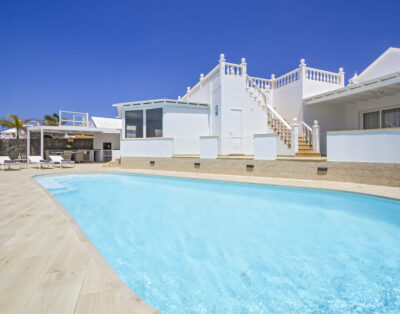 Rent Villa Severalls Spain