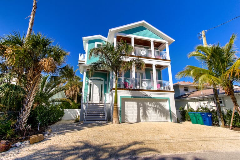 Rent Villa Tide United States