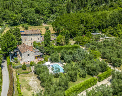 Rent Villa Vaiano Italy