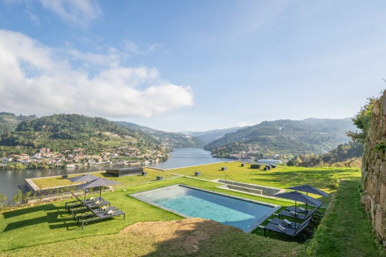 Rent Quinta das Pontes Portugal