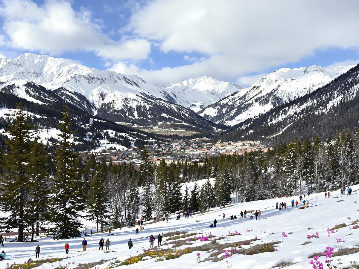 Explorando las mejores aventuras de invierno y verano en Aspen: Una guía para todo el año