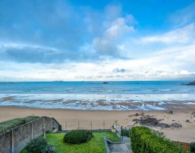 Villa Beachside Brittany: A Luxurious Seaside Villa Rental in Saint-Malo