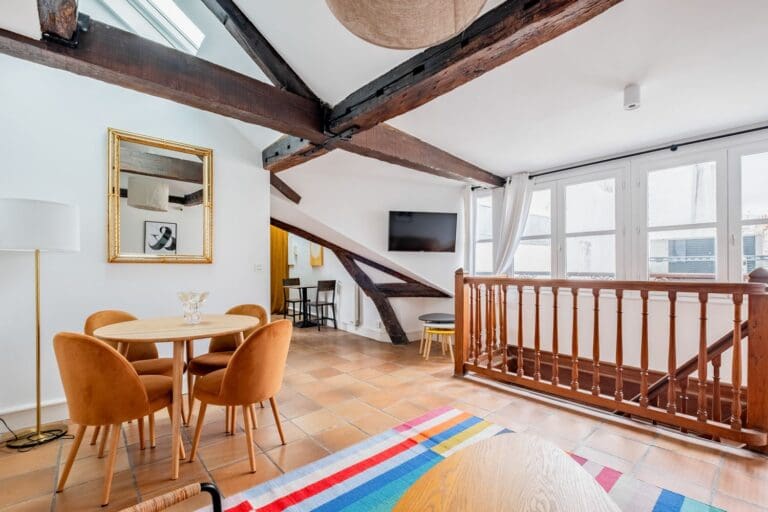 Charming Montorgueil Apartment Rental in France