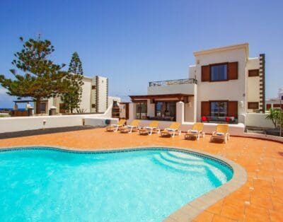 Lanzarote Faro Villa Rental – Luxurious Getaway in Spain