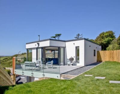 Luxurious Pebble Shore Villa Rental in the UK