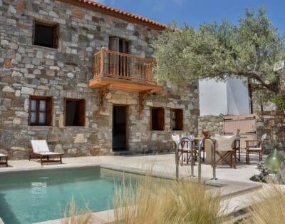 Luxurious Villa Gwen Rental in Stunning Greece