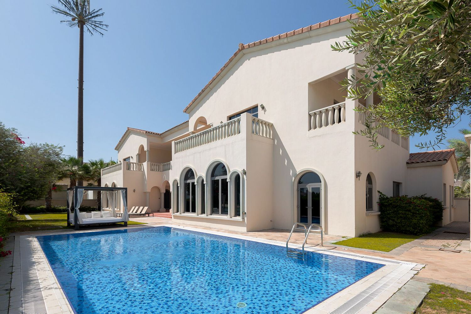 Luxury villas in Dubai