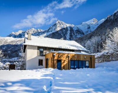Luxury Chalet Sandalwood Rental in Scenic France